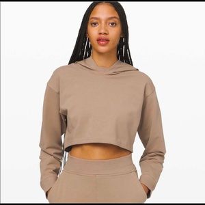 lululemon cropped hoodie